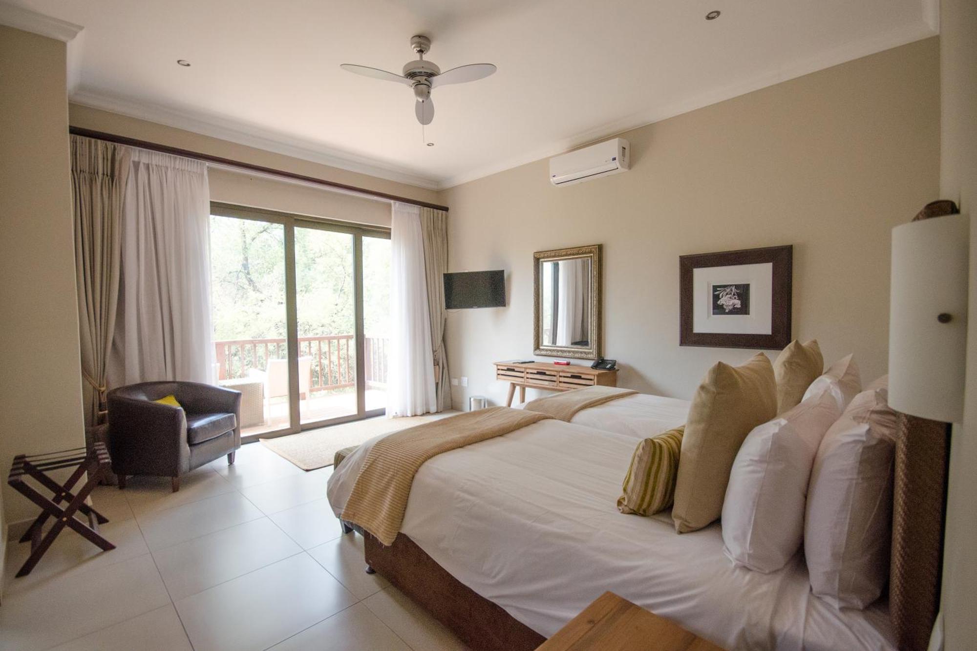 Monomotapa Village @ Legend Golf&Safari Resort Golders Green Zimmer foto